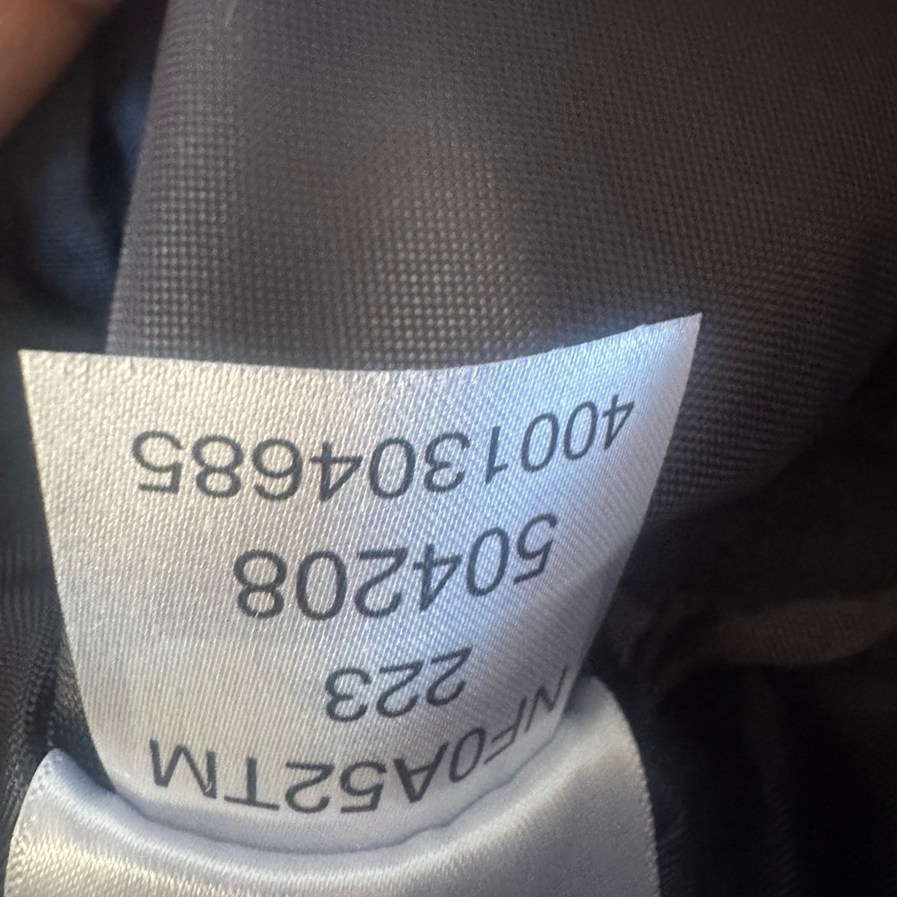 The North Face Charcoal Belt Bag - Picture 5 of 10